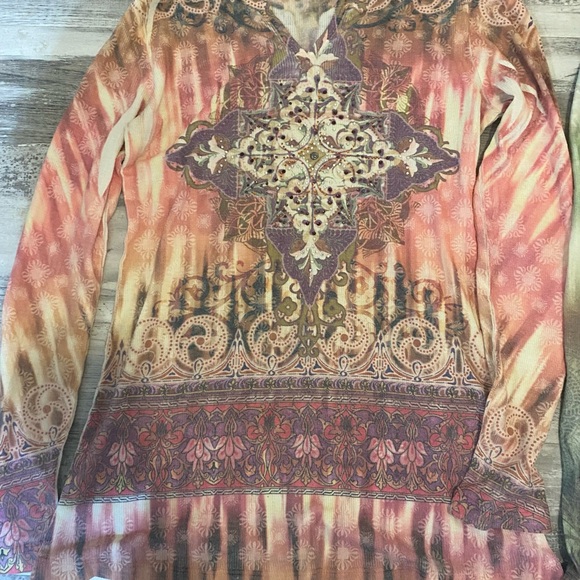 Fitted long sleeve design with jewels bundle - Picture 3 of 7